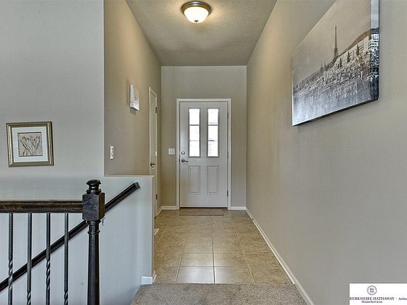 4th image of 17508 Redman Ave