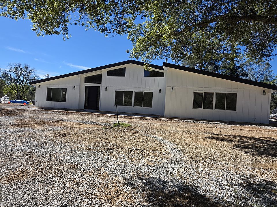 1st image of 5064 Sierra Oaks Dr