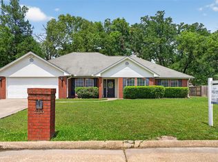 286 Hunters Glen Dr, Lufkin, TX 75904