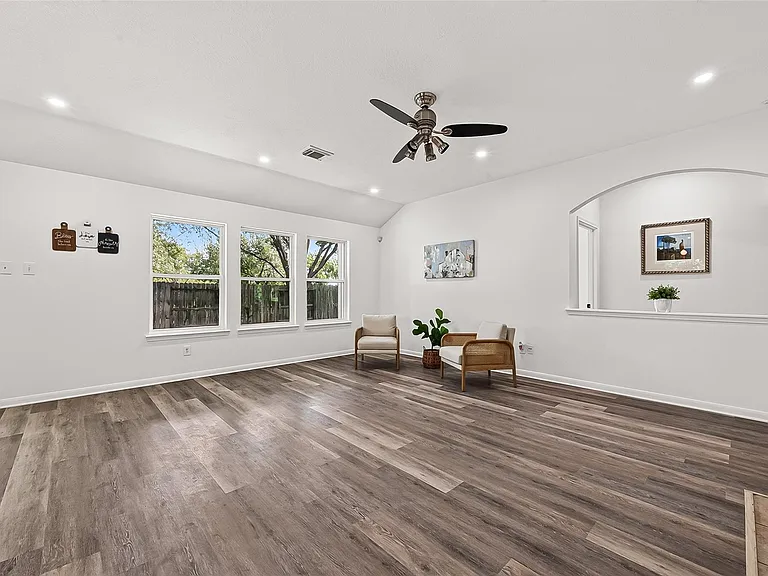 5535 Gable Meadows Dr — Photo 13