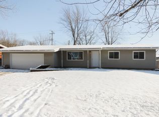 535 W McCool Rd N, Valparaiso, IN 46385