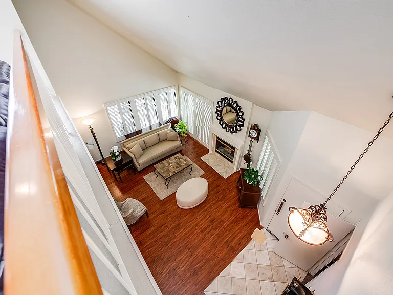 18731 Hatteras St #26 — Photo 2
