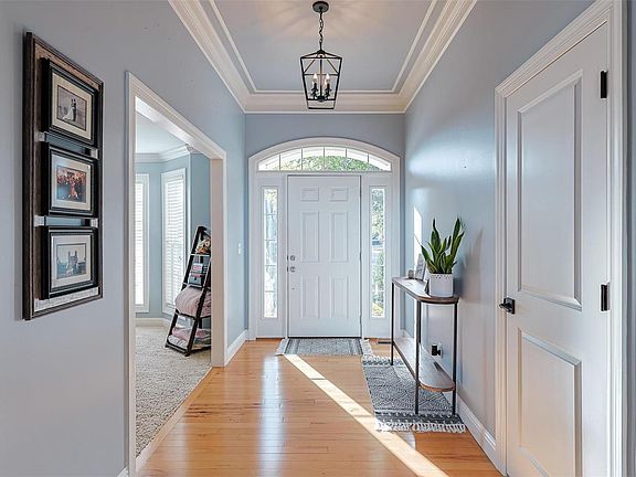 4th image of 8071 Glen Arbor Dr