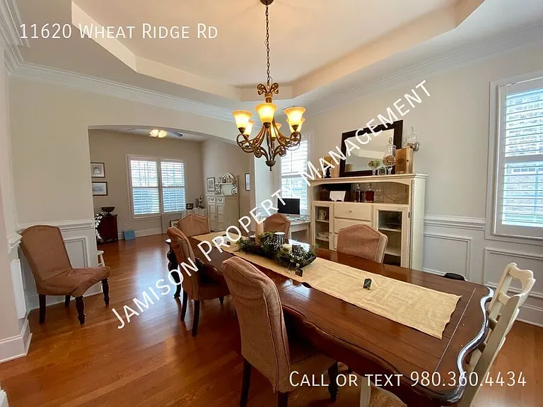 11620 Wheat Ridge Rd — Photo 6