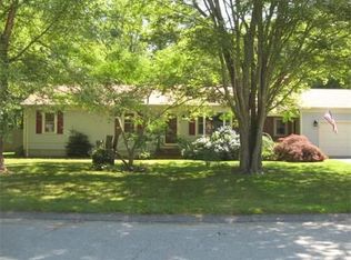 6 Brookside Dr, Acushnet, MA 02743