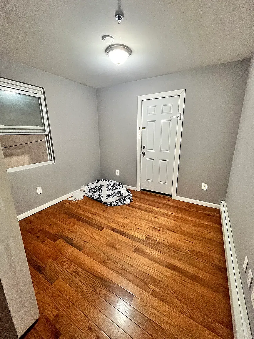 2 bed, 800 sqft, $1,949 — Photo 4