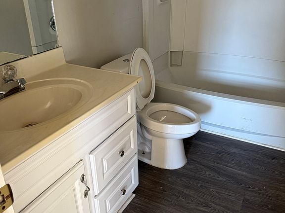 4th image of 4867 Indian Lake Ct