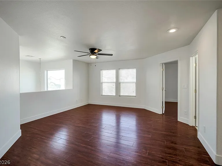 9711 Spinnaker Creek Ave — Photo 35