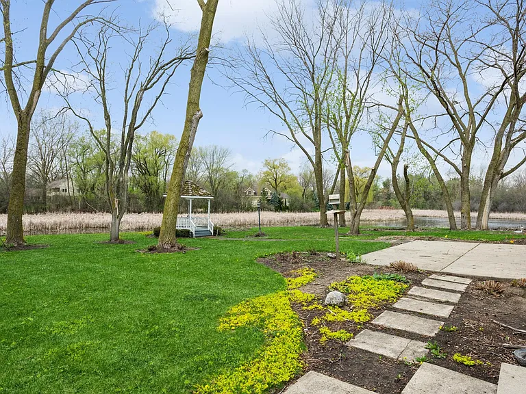 2513 Cavalry Ct — Photo 3