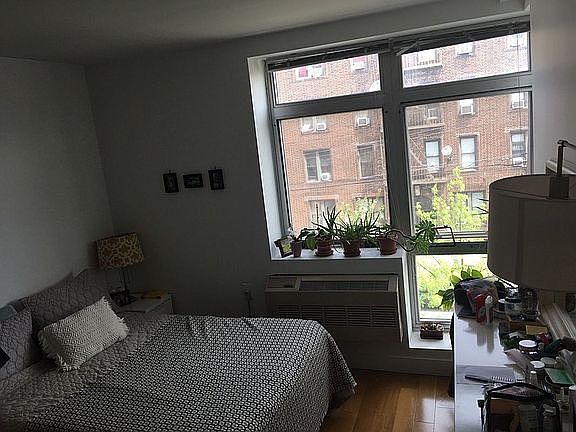 5th image of 12-22 30th Ave #5E