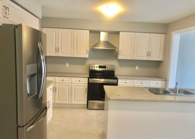 1st image of 100 John Brabson Cres