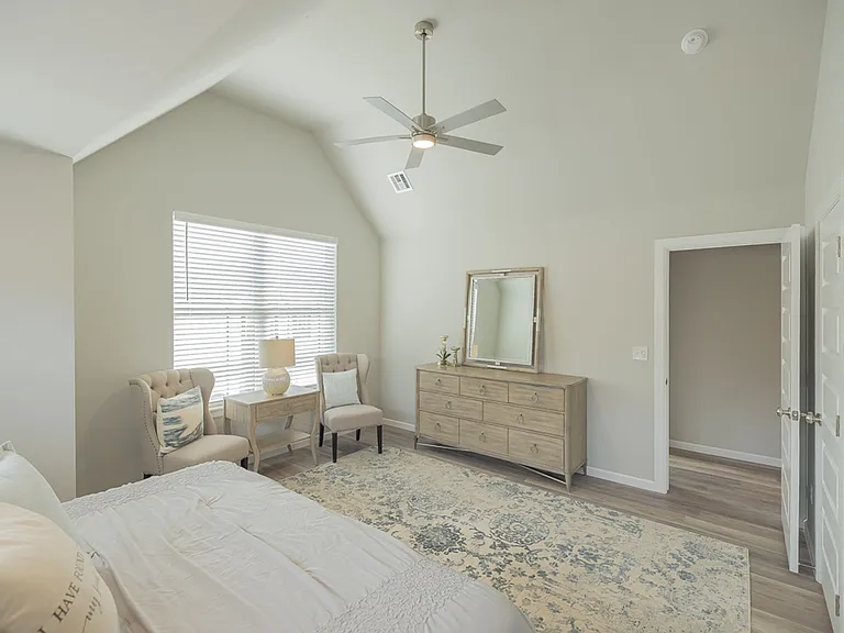 Oak Hill Townhomes: Now Offering First Month FREE! — Photo 14