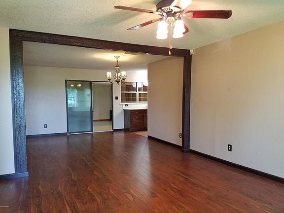 2nd image of 203 Wilbourn Blvd