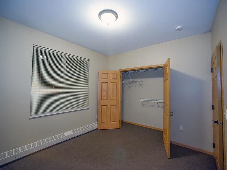 Bottineau Ridge Apartments — Photo 17