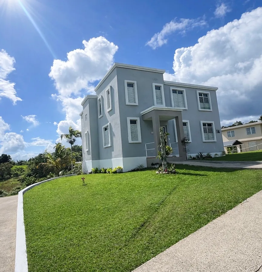 Building Photo - 11 Camino Real