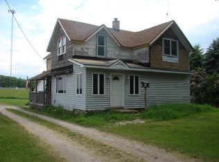 6423 E Dotski Rd, Cheboygan, MI 49721