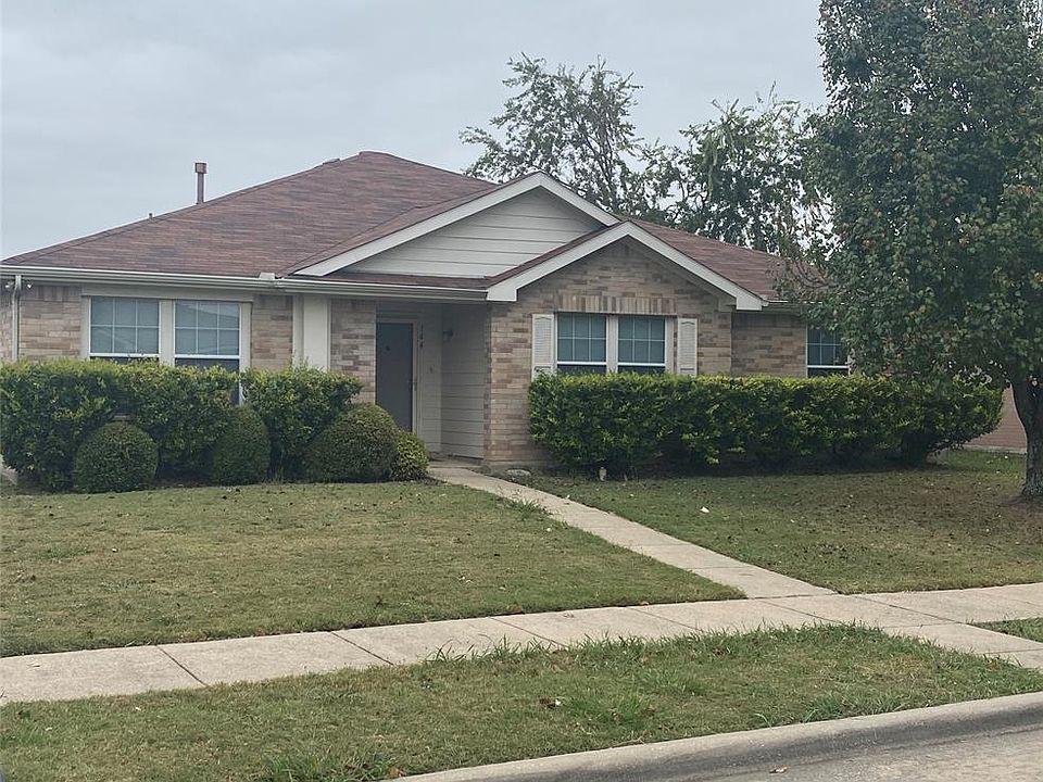 2nd image of 144 Palm Dr