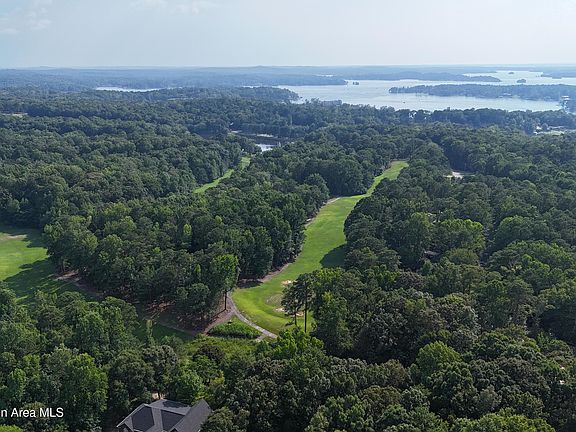 2nd image of 329 Vista Wood Dr