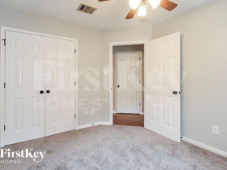 1118 Chase Park Dr — Photo 13
