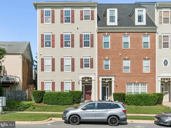 568 Orchard Ridge Dr Unit 200, Gaithersburg, MD 20878