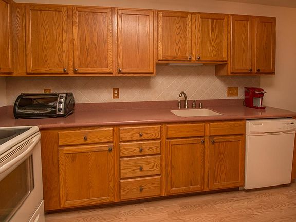 Kitchen Opposite View