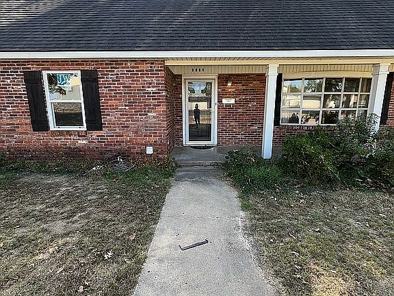 2nd image of 2609 Georgia Ave