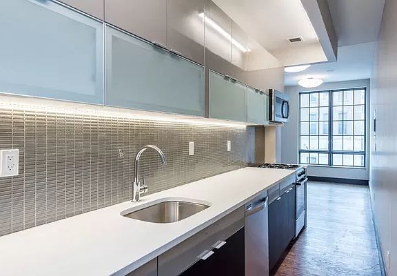 2nd image of 867 De Kalb Ave #2I