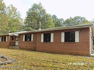 4152 Blueberry Hill Rd, Bushkill, PA 18324