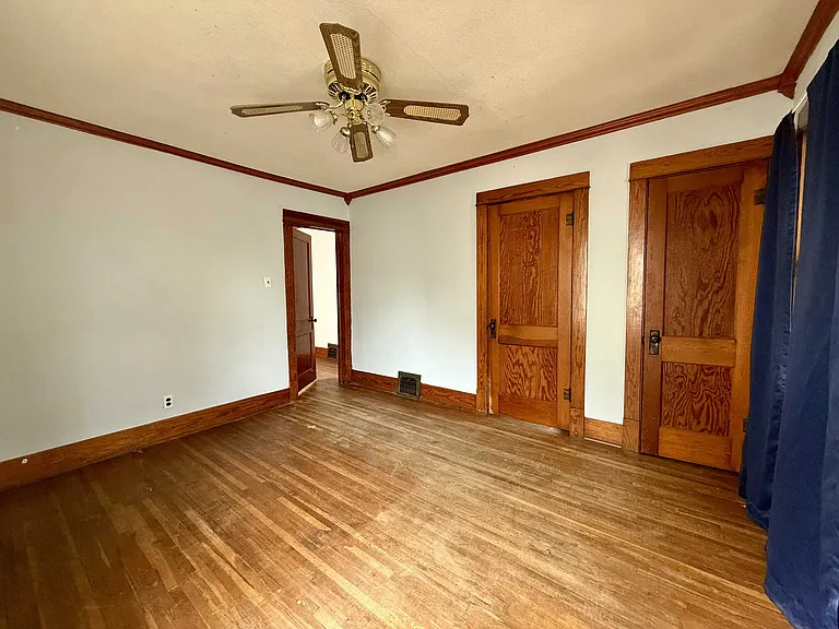 2220 Doniphan Ave — Photo 14