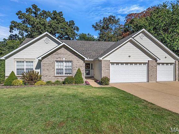 2nd image of 5123 Dominion Dr