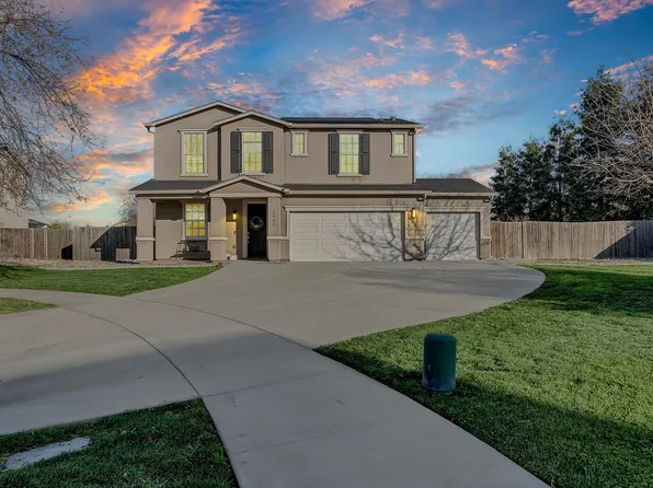 3400 N Sallee Court, Visalia, CA 93291