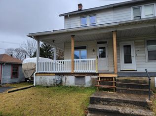 212 W Main St, Newmanstown, PA 17073