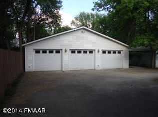 1025 University Dr N, Fargo, ND 58102