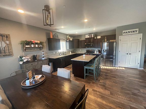 3rd image of 3547 Cazadero Way