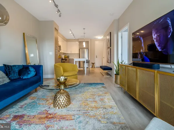 145 Riverhaven Dr Unit 459, Oxon Hill, MD 20745