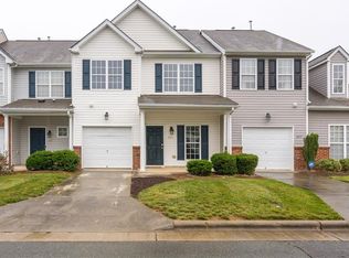 6813 Derby Run Dr, Whitsett, NC 27377