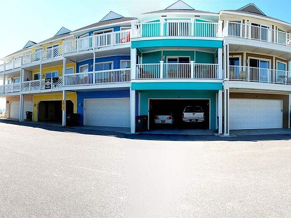 2nd image of 226 N Waccamaw Dr Unit 4