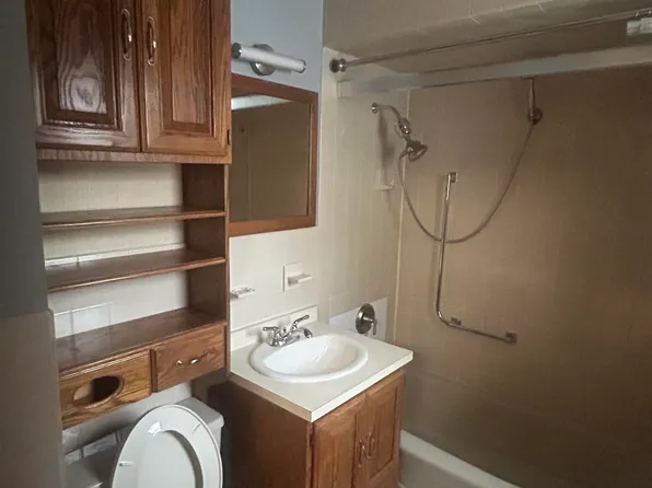 18 West 16th Street image 4 of 10