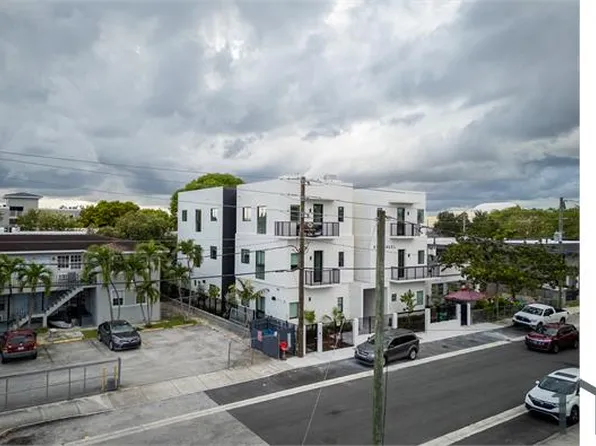 530 SW 11th Ave, Miami, FL
