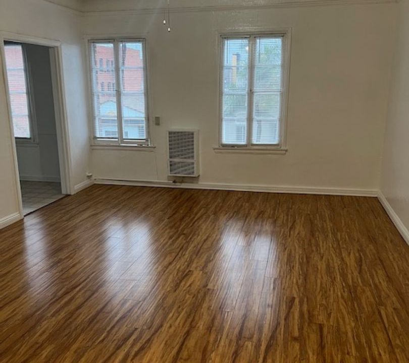 1st image of 621 S Dunsmuir Ave APT 302