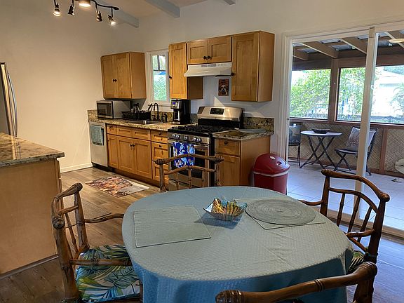 Dining area, kitchen area