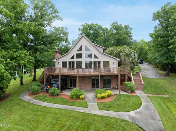 115 SW Allowtail Dr, Semora, NC 27343