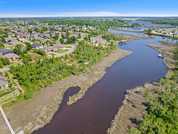 3rd image of 4707 Bayou Bluff Trl