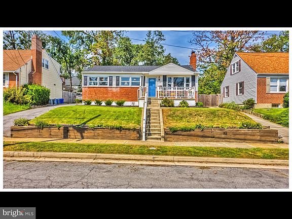 2nd image of 225 Glenrae Dr