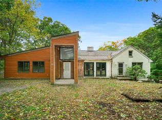 50 Dingee Rd, Pound Ridge, NY 10576