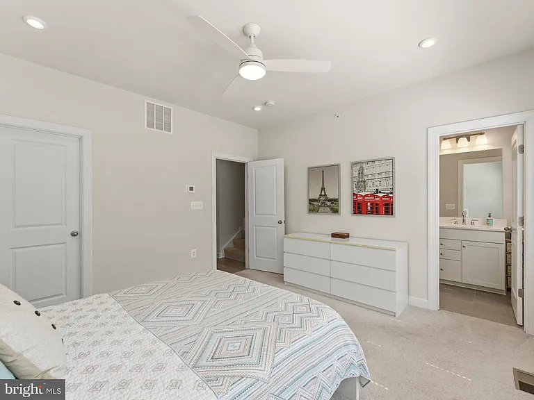 2841 Hokie Ln — Photo 25