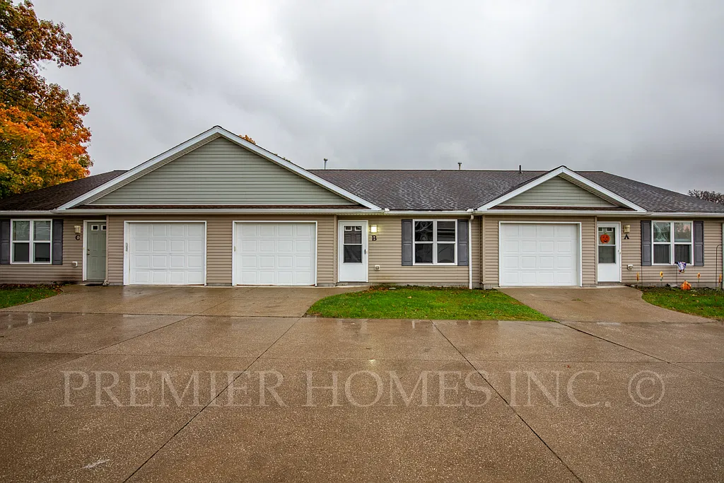 2 bed, $1,395 — Photo 1