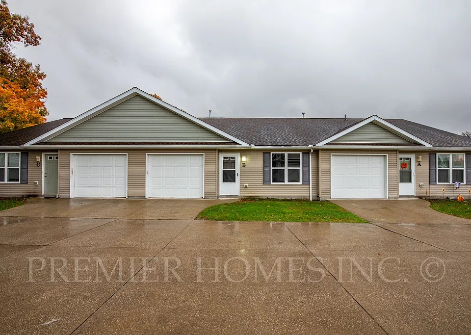 108 Meadow Wood Dr #B
