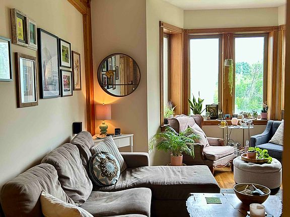 4th image of 2755 W Logan Blvd #3