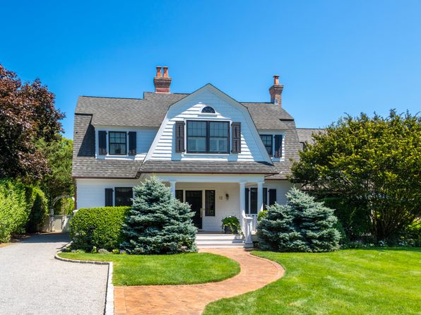 12 Quantuck Ln